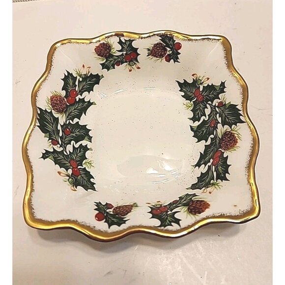 Rosina Queens Christmas YULETIDE 5" Holly Berry Fine Bone China Made In England - Picture 1 of 5